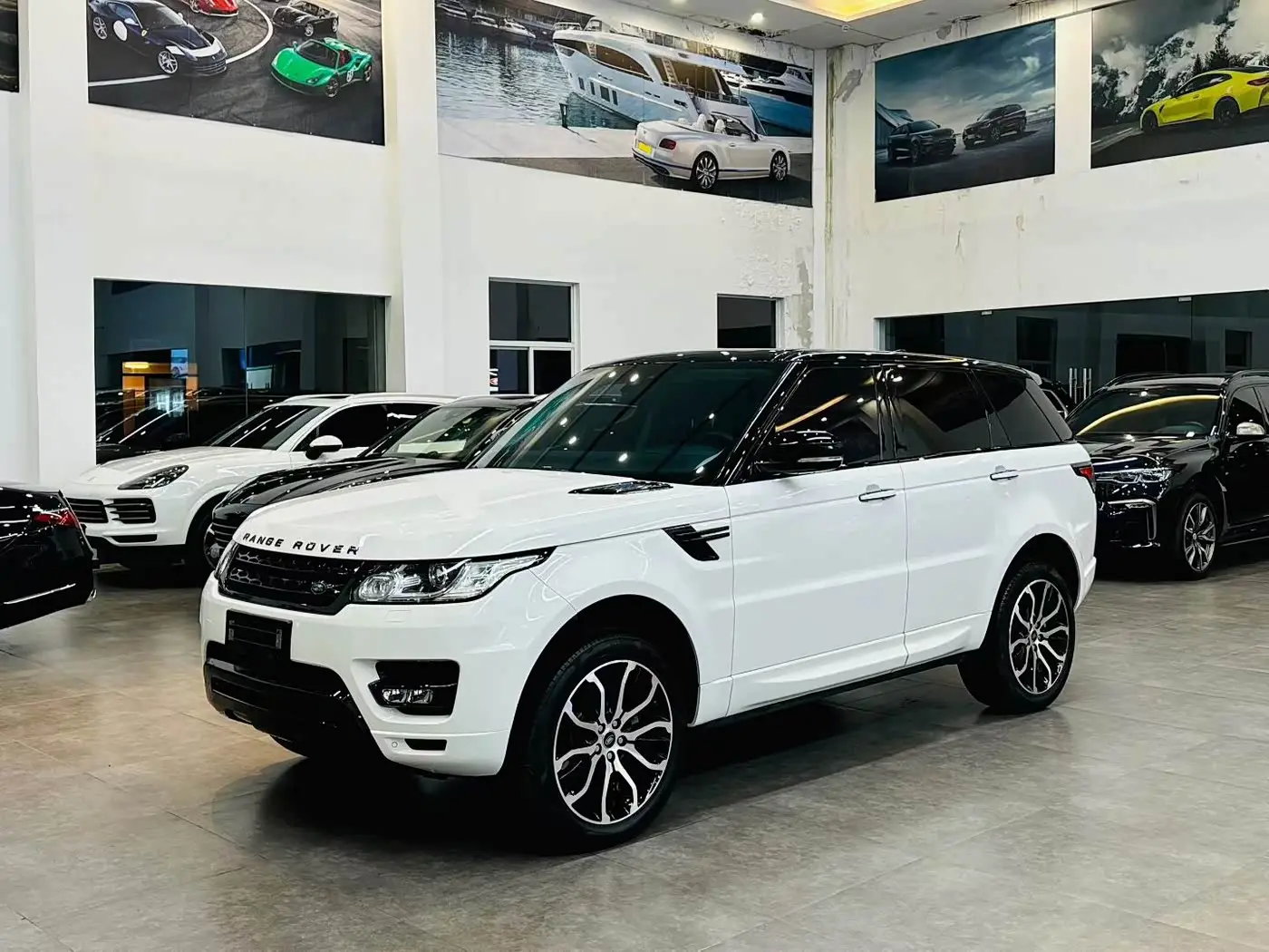 Land Rover Range Rover Sport 2017 — Фото 1/9