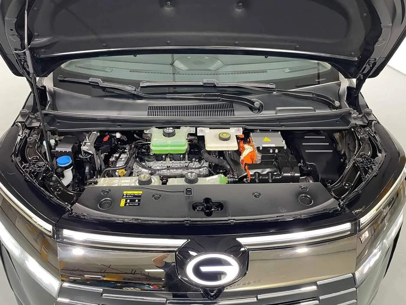 GAC Trumpchi Trumpchi E8 NEV 2024 — Şəkil 17/20