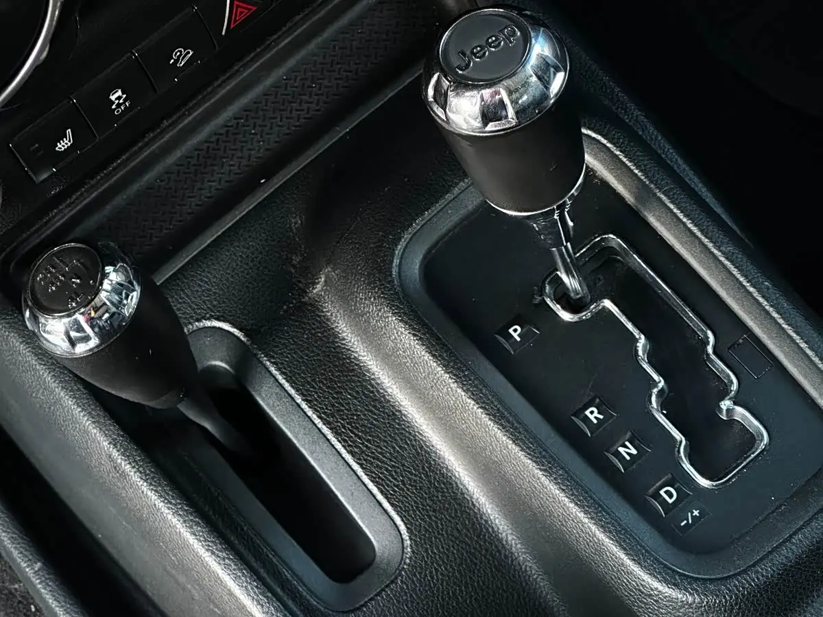 Jeep Wrangler 2018 — Фото 7/13