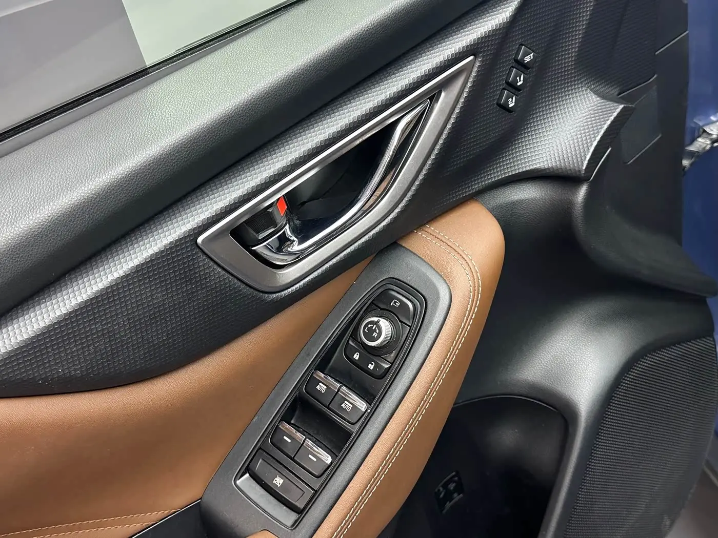 Subaru Forester 2019 — ფოტო 8/20