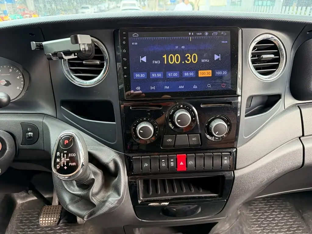 Iveco Daily 2021 — Photo 9/12