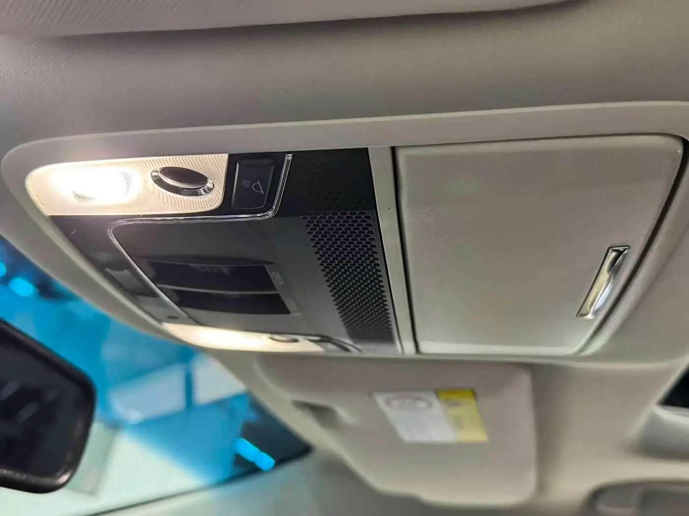 Honda Elysion 2018 — Photo 13/16