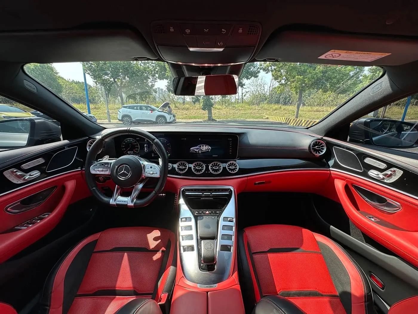Mercedes-Benz AMG GT 2020 — Photo 16/20