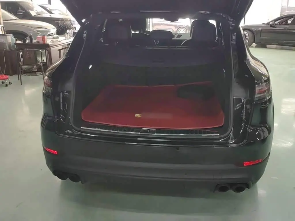 Porsche Cayenne New Energy 2022 — ფოტო 19/20