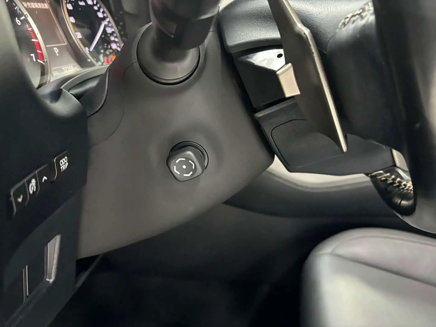 Lexus NX 2018 — Photo 17/20