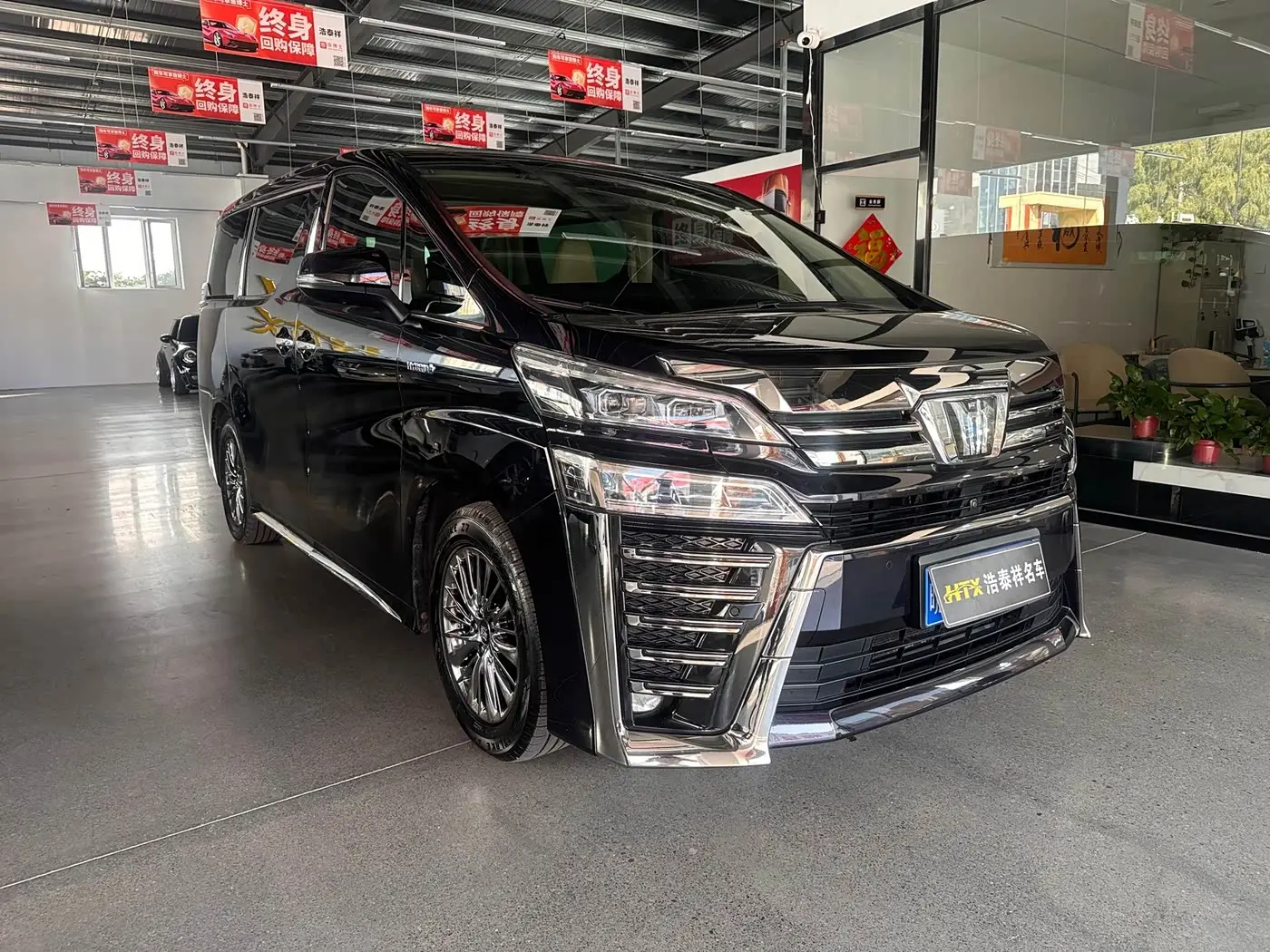 Toyota Vellfire 2021 — Фото 3/10