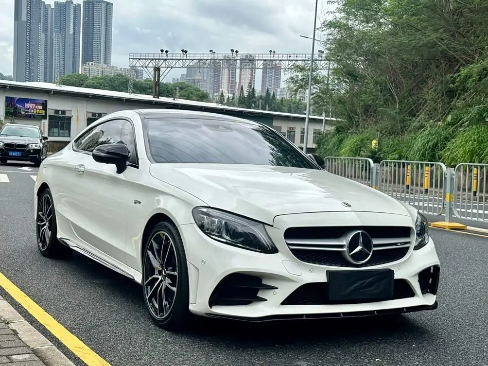 Mercedes-Benz C-Class AMG 2022 — Photo 3/19