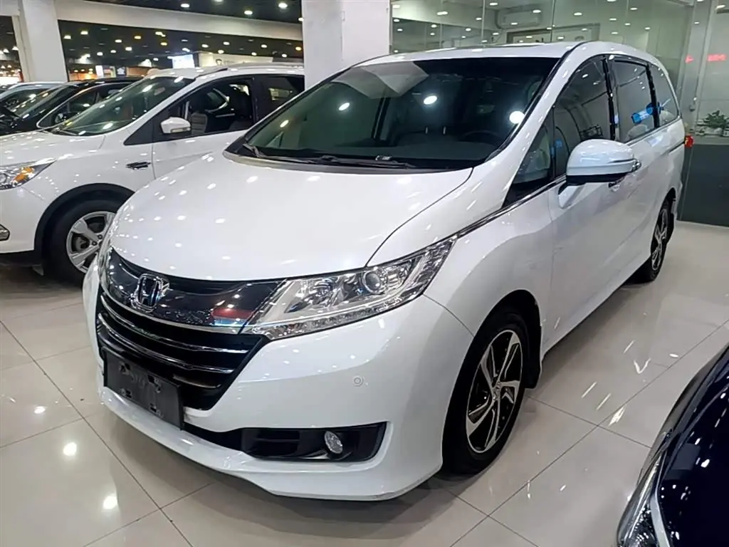 Honda Odyssey 2017 — Photo 1/20