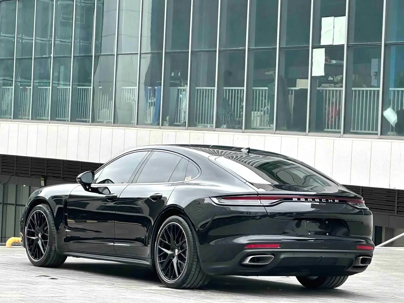 Porsche Panamera 2021 — Photo 13/14
