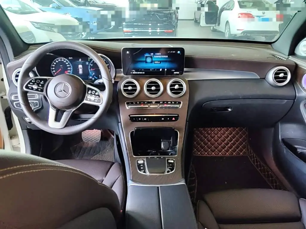 Mercedes-Benz GLC 2022 — Фото 10/20