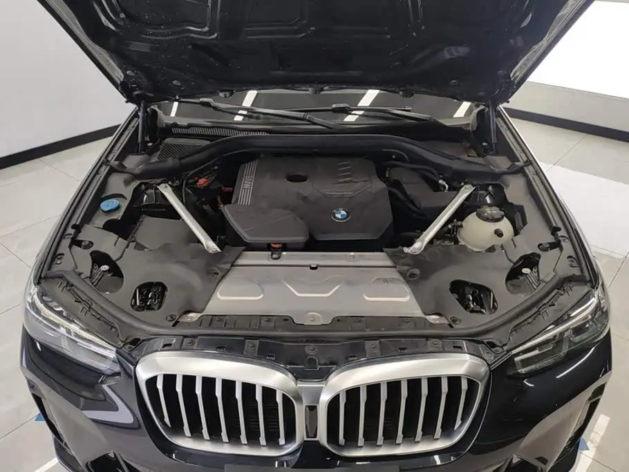 BMW X3 2024 — Photo 10/16