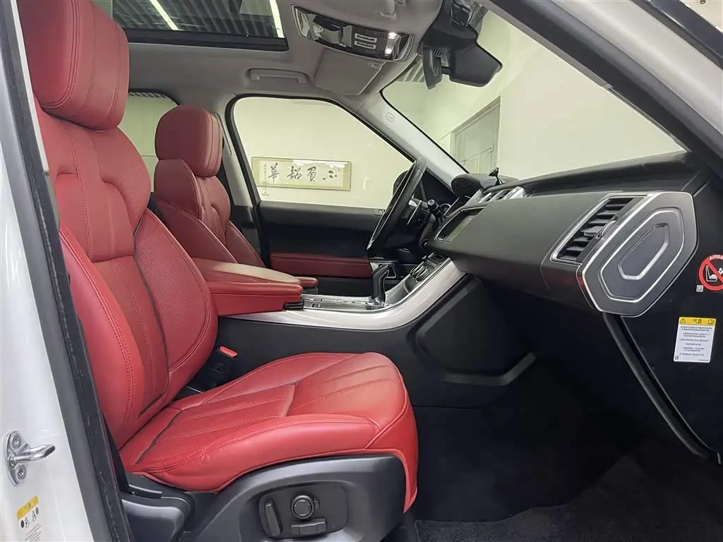 Land Rover Range Rover Sport 2017 — Фото 17/19