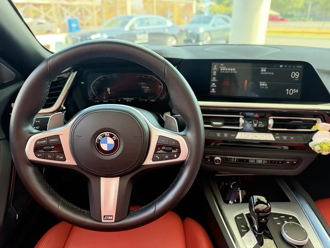 BMW Z4 2024 — Фото 10/12