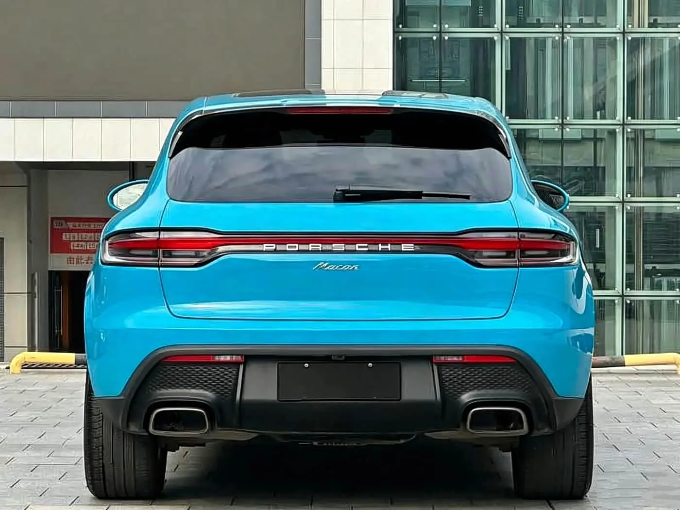 Porsche Macan 2022 — Фото 11/11