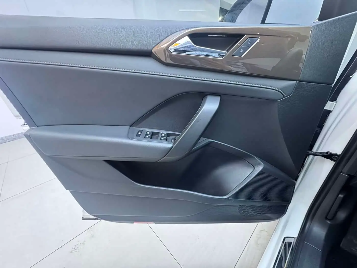 Volkswagen Tharu 2022 — Photo 17/20
