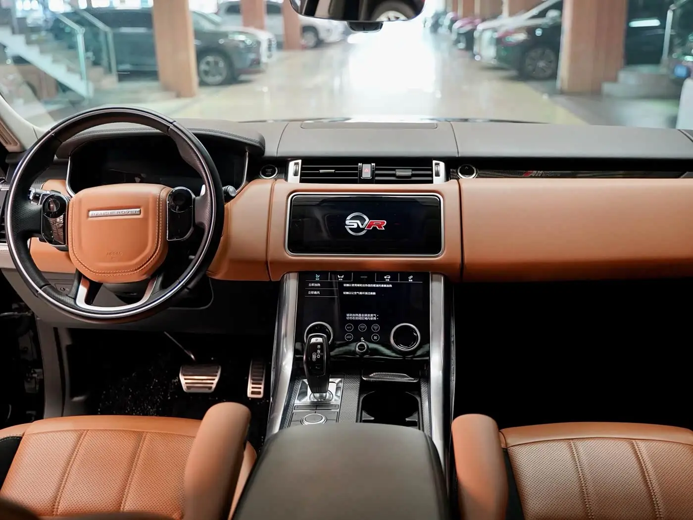 Land Rover Range Rover Sport 2018 — Фото 16/20
