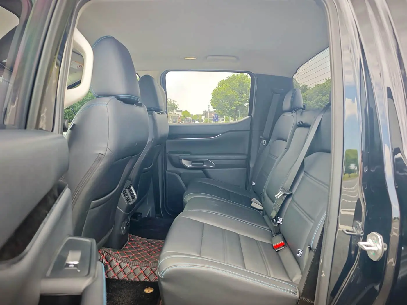 Ford Ranger 2024 — Photo 10/11