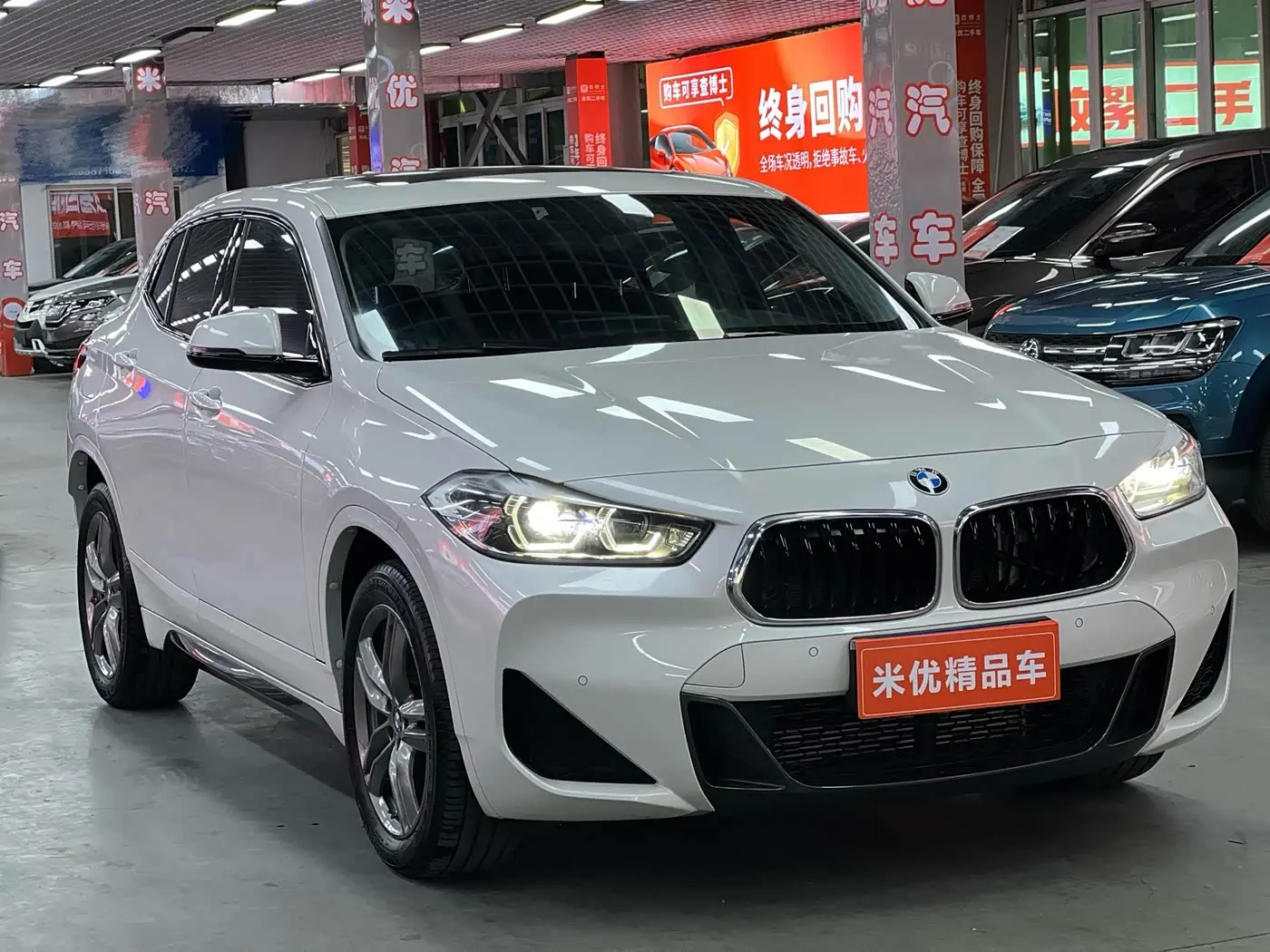 BMW X2 2022 — Фото 4/18