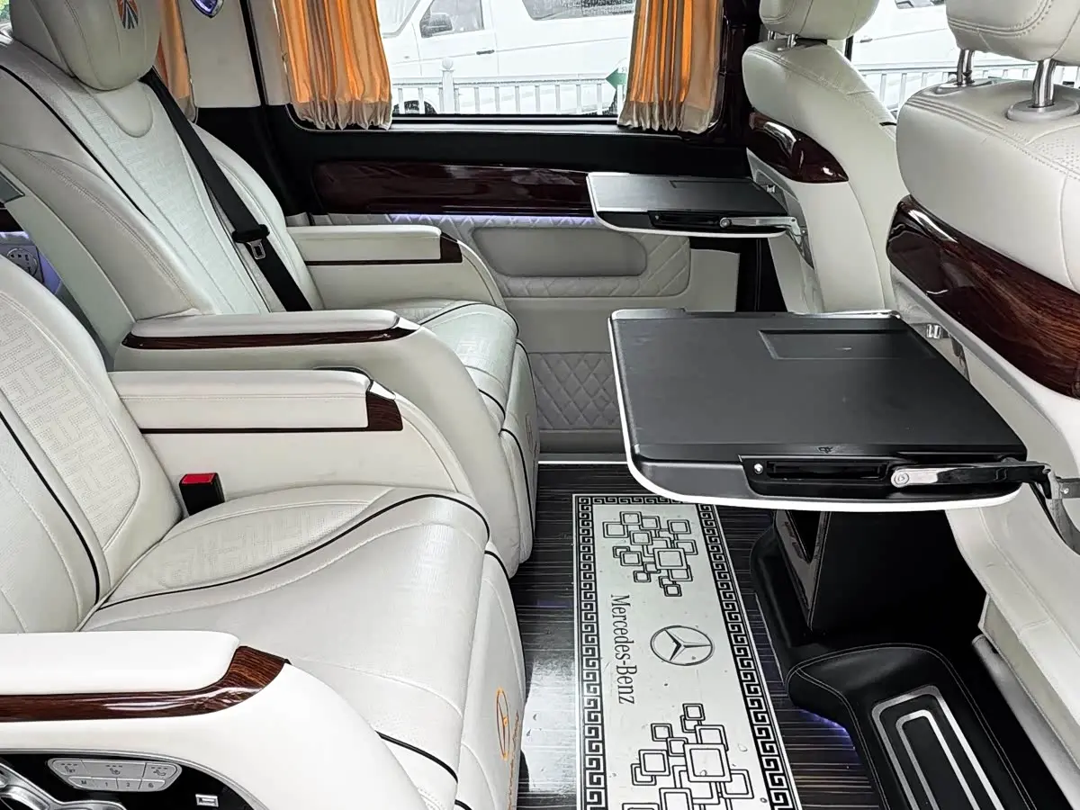Mercedes-Benz Vito 2021 — Photo 19/20