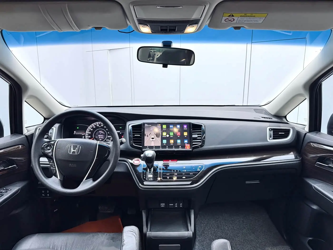 Honda Odyssey 2019 — Фото 18/20