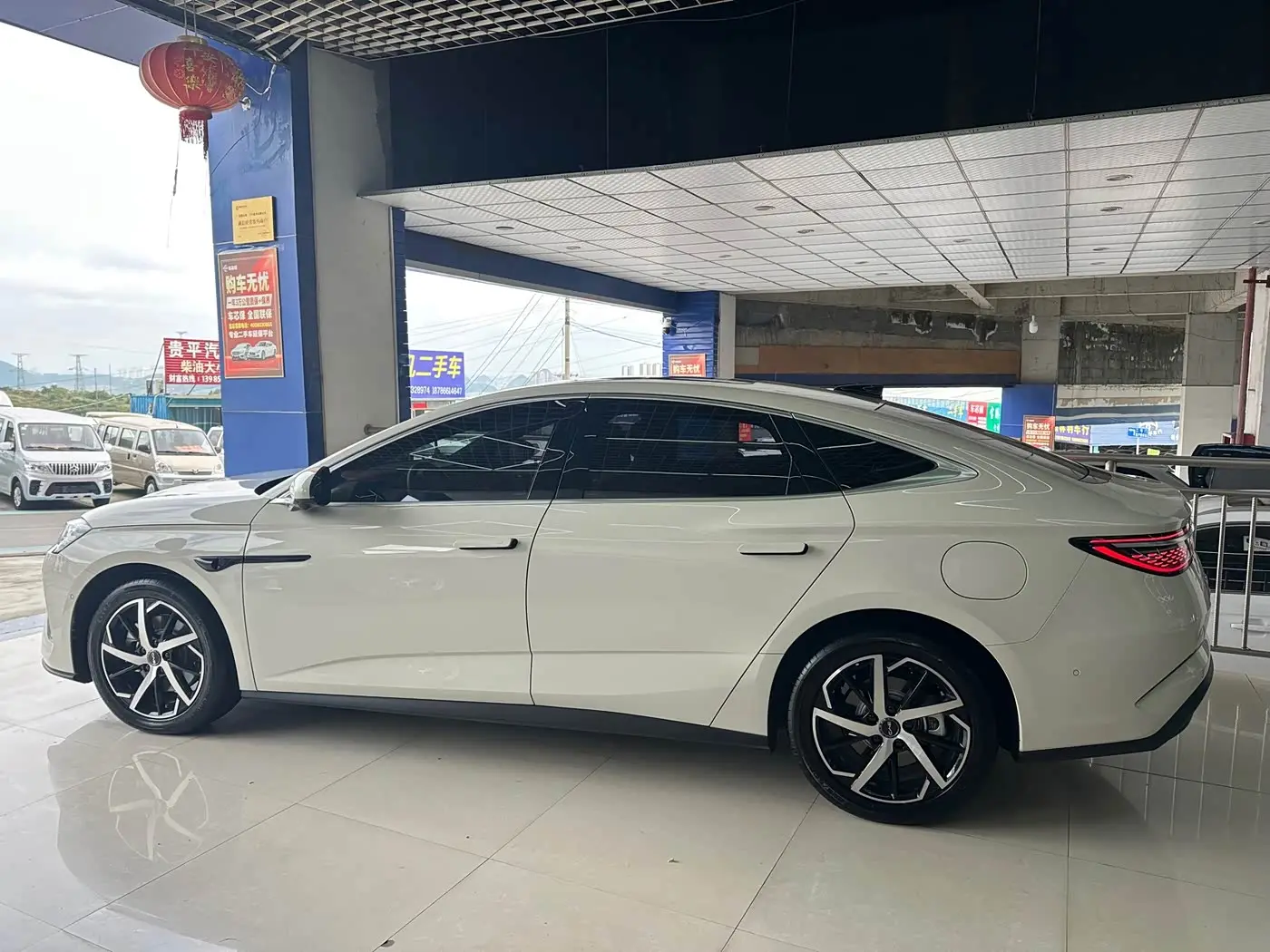 BYD Seal 07 DM-i 2026 — Фото 9/20