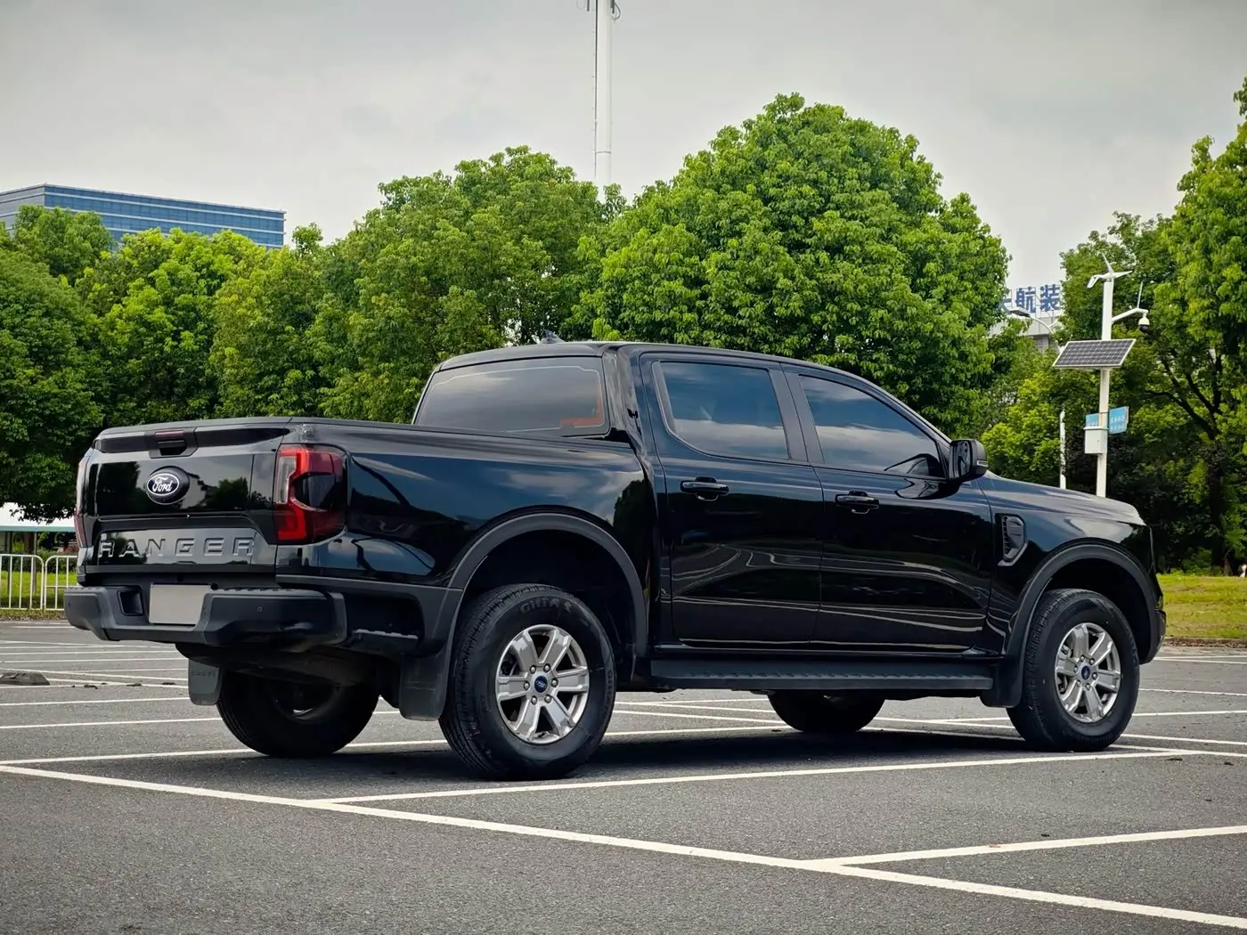 Ford Ranger 2024 — Photo 6/11