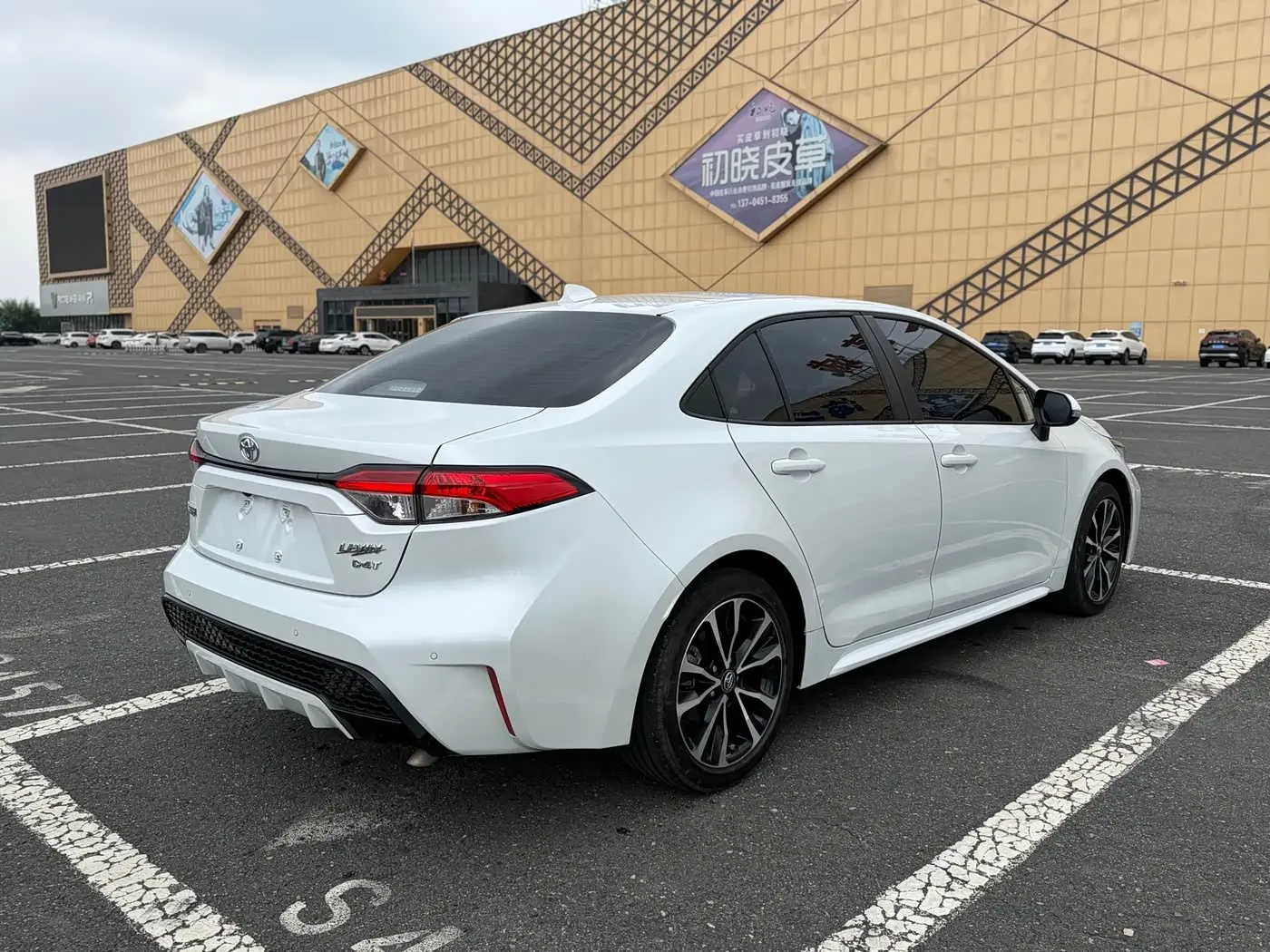 Toyota Levin 2022 — Photo 4/20