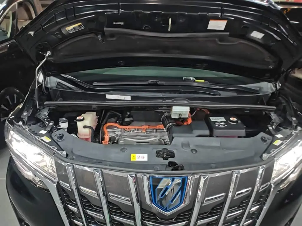 Toyota Alphard 2021 — Photo 20/20