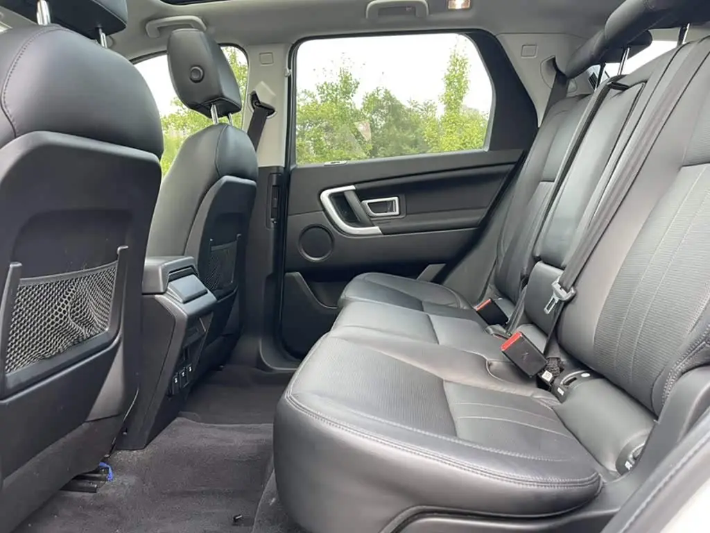 Land Rover Discovery Sport 2019 — Фото 5/20