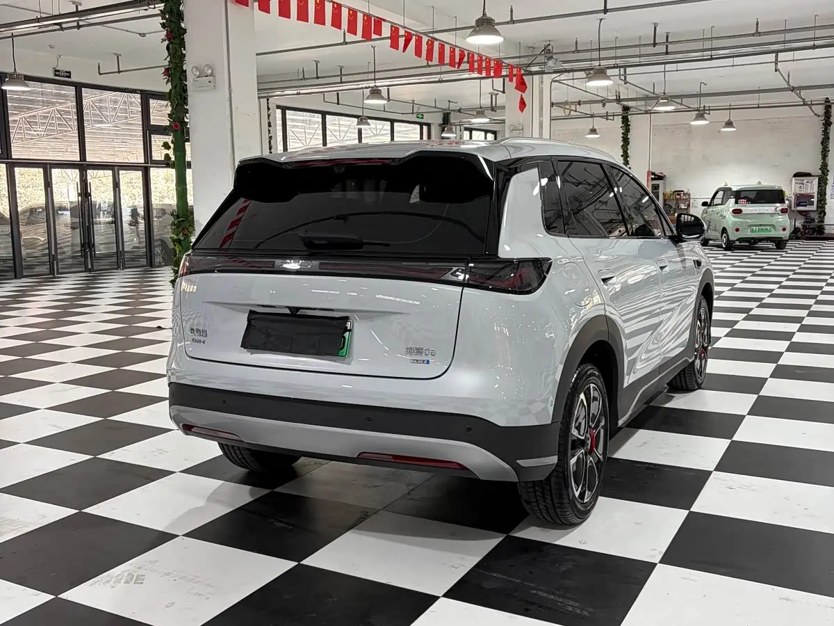 BYD Seal 05 DM-i 2026 — Photo 4/10