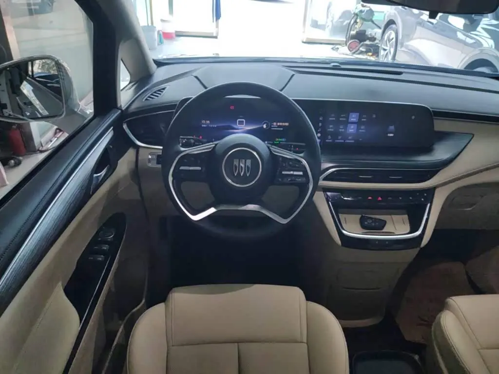 Buick GL8 New Energy 2025 — Photo 11/20