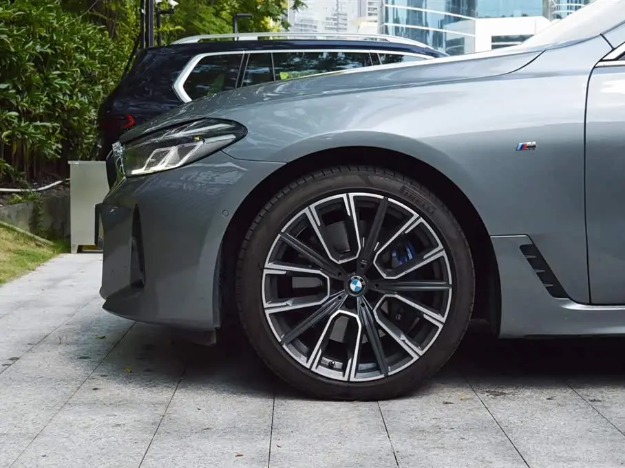 BMW 6 Series GT 2024 — Фото 6/17