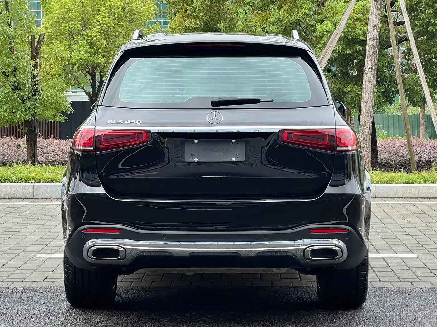 Mercedes-Benz GLS 2022 — Photo 6/18
