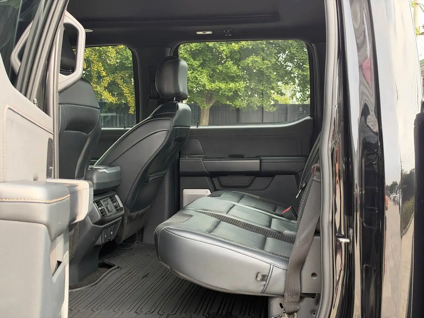 Ford F-150 Raptor 2023 — Photo 5/13