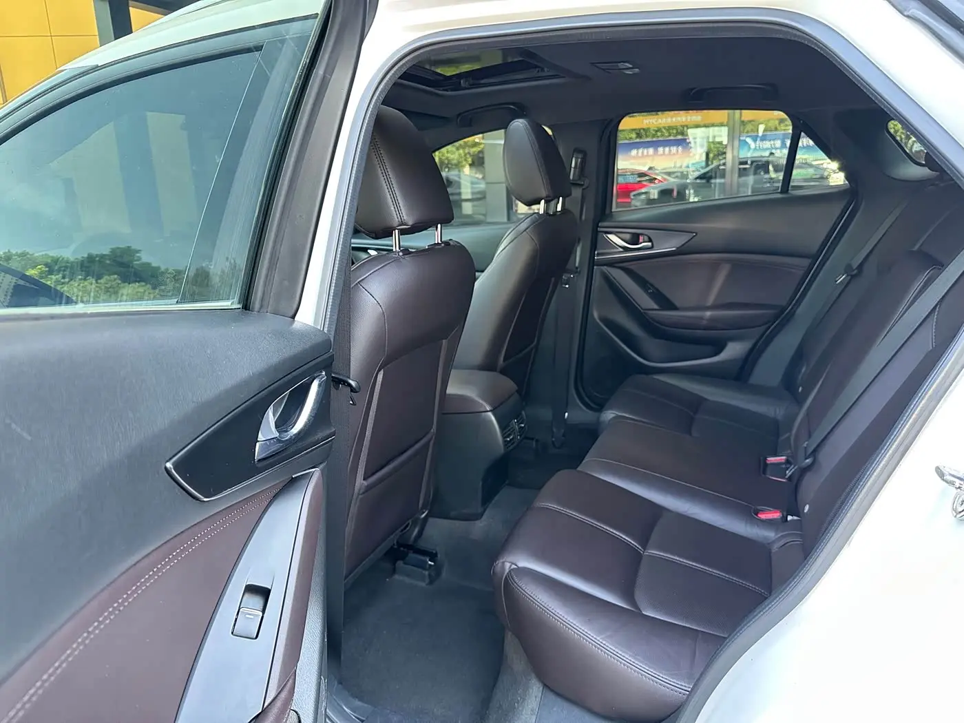Mazda CX-4 2019 — Photo 18/20