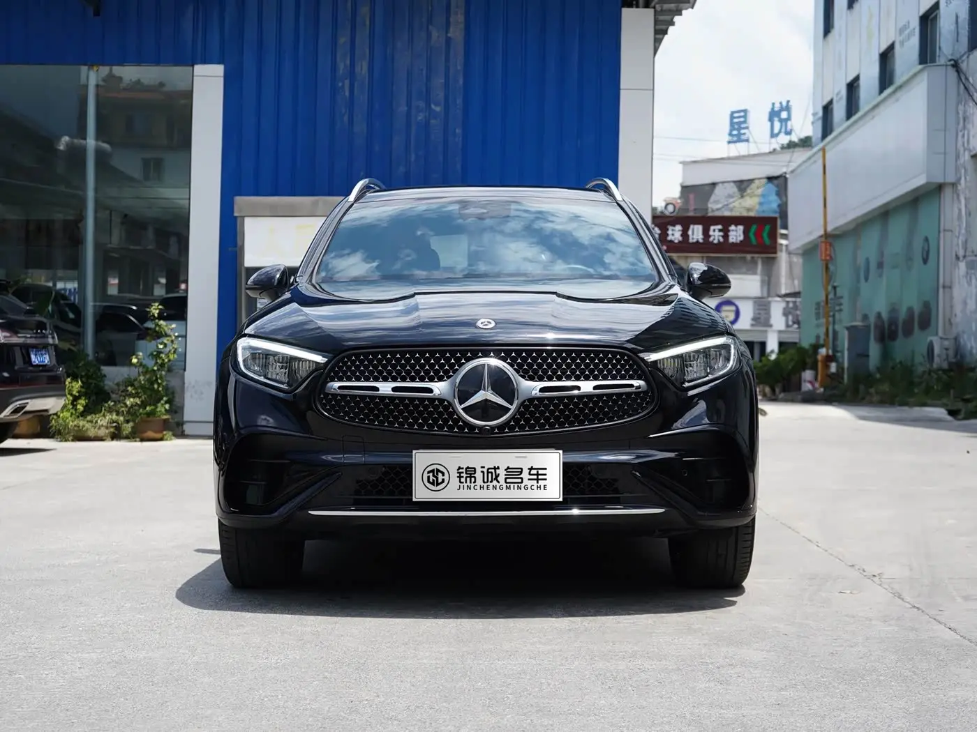 Mercedes-Benz GLC 2023 — Photo 2/20