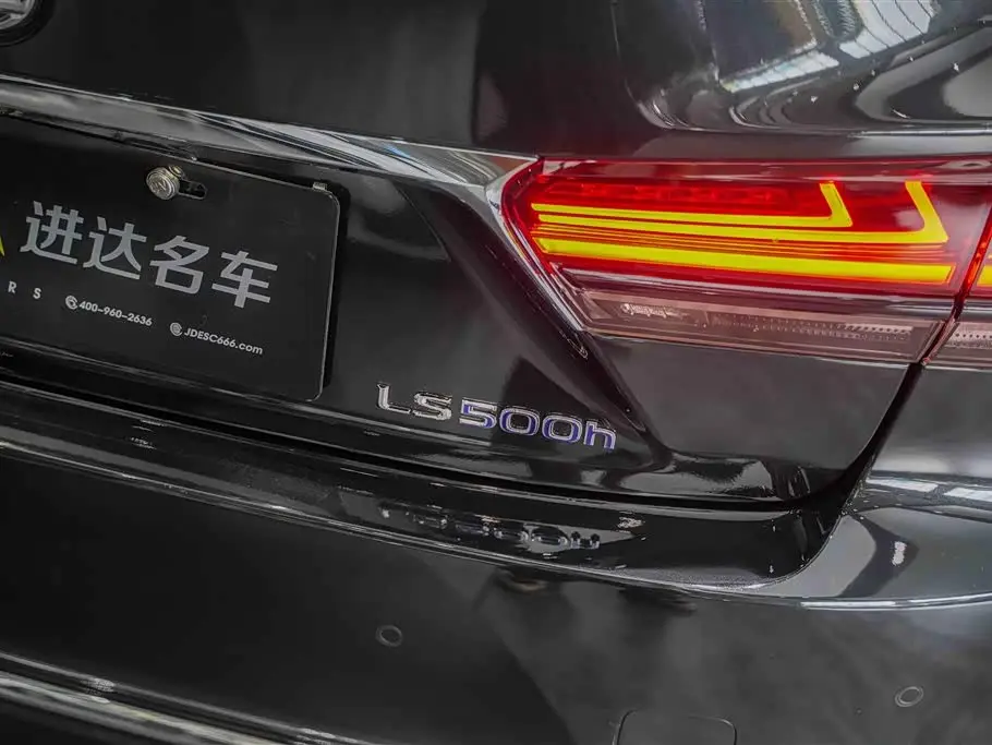 Lexus LS 2022 — Фото 16/19