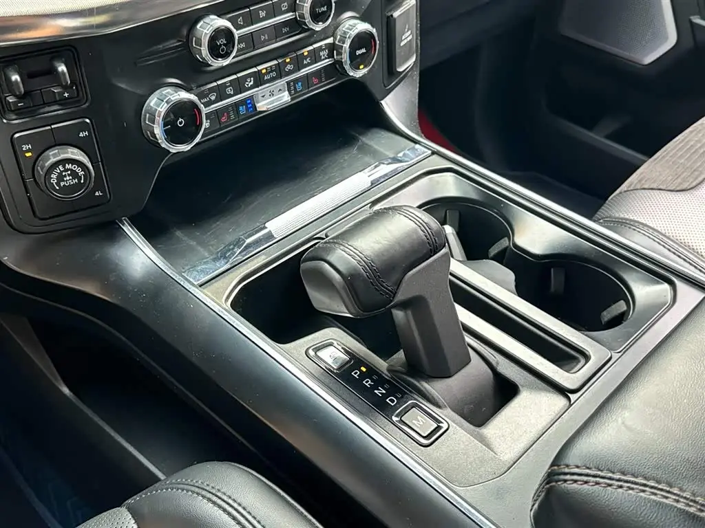 Ford F-150 Raptor 2023 — Photo 8/19