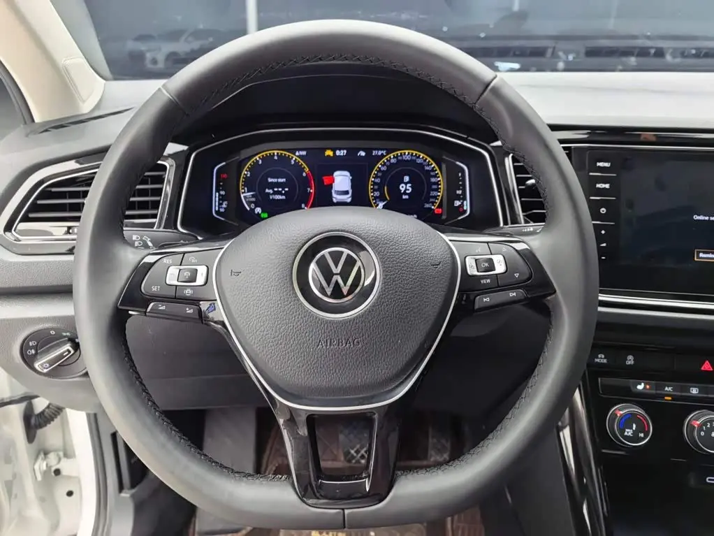 Volkswagen T-ROC 2022 — Фото 12/20