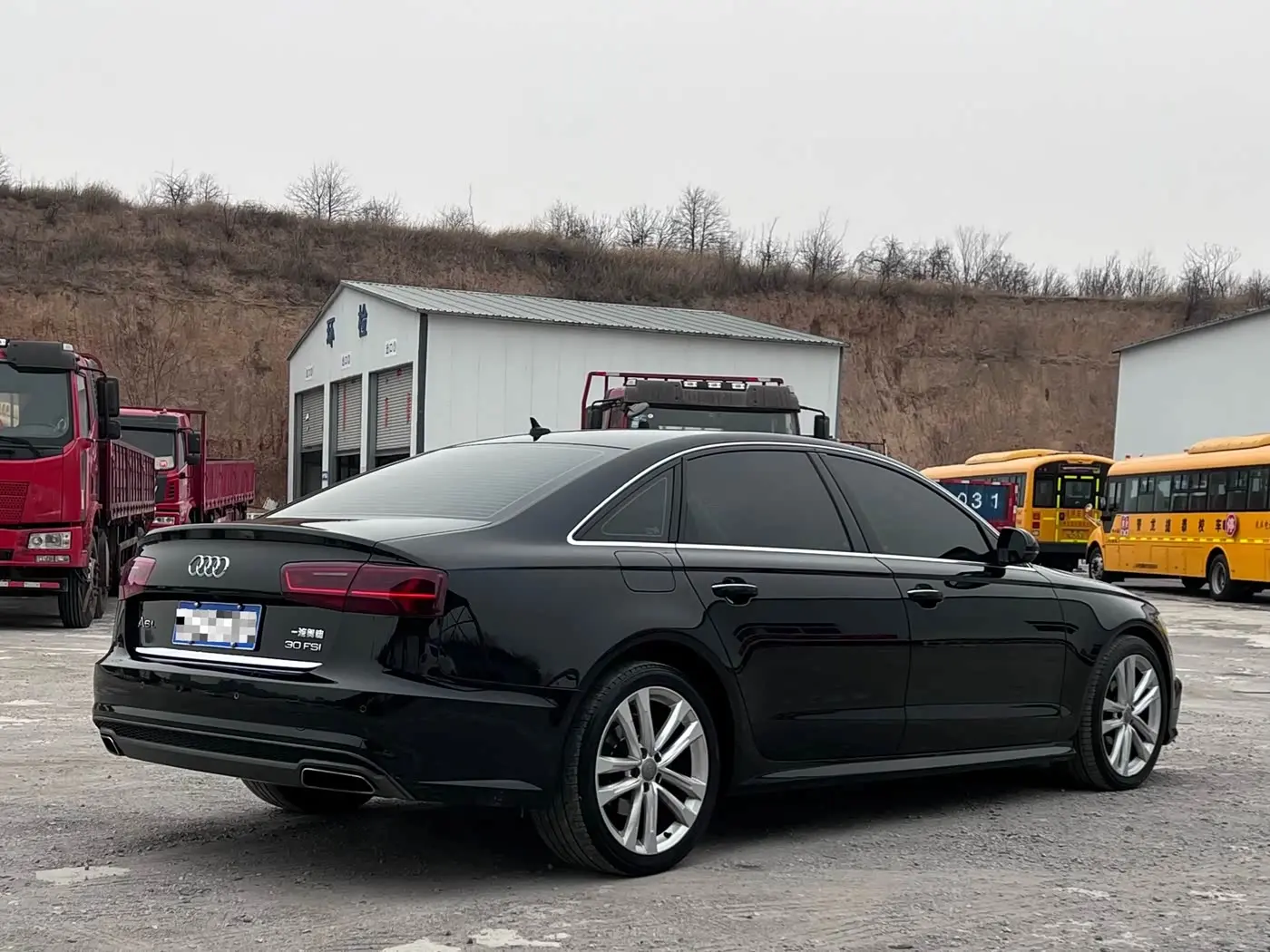 Audi A6L 2019 — Photo 6/12