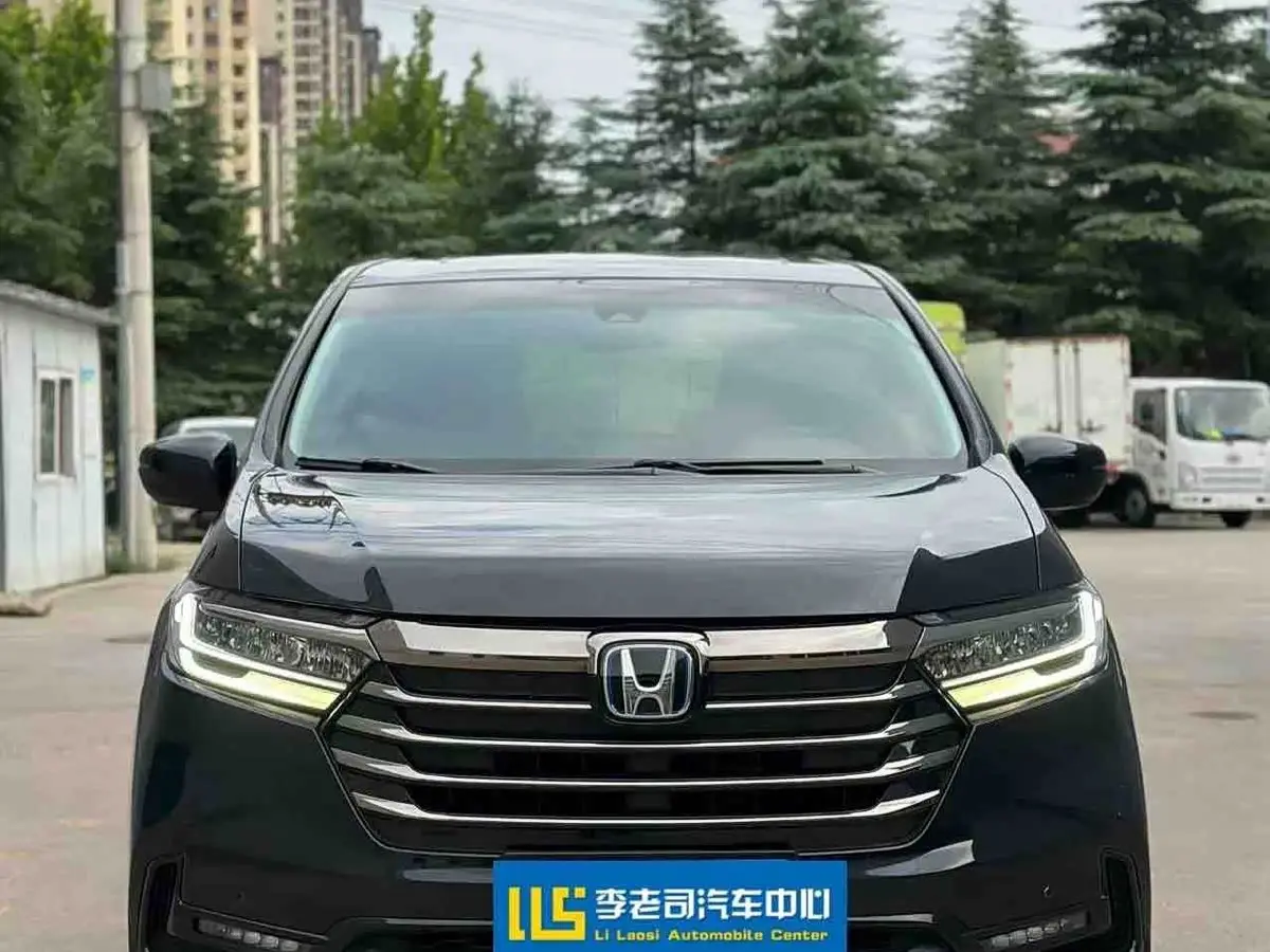 Honda Odyssey 2022 — Photo 2/9