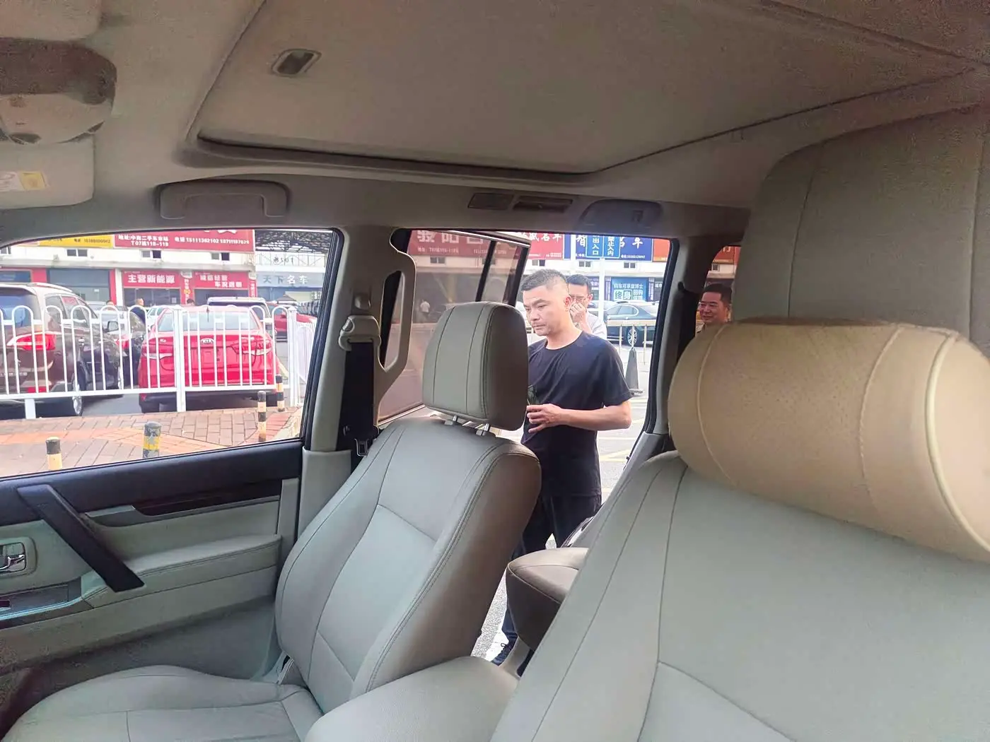 Mitsubishi Pajero 2020 — Photo 19/20