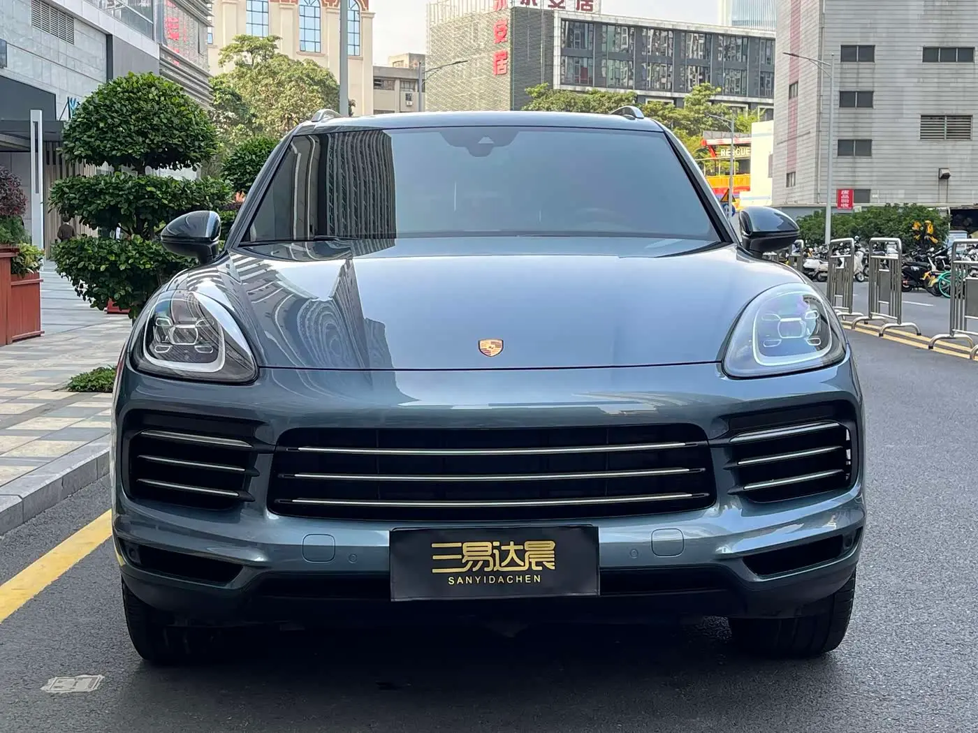 Porsche Cayenne 2020 — Фото 2/20