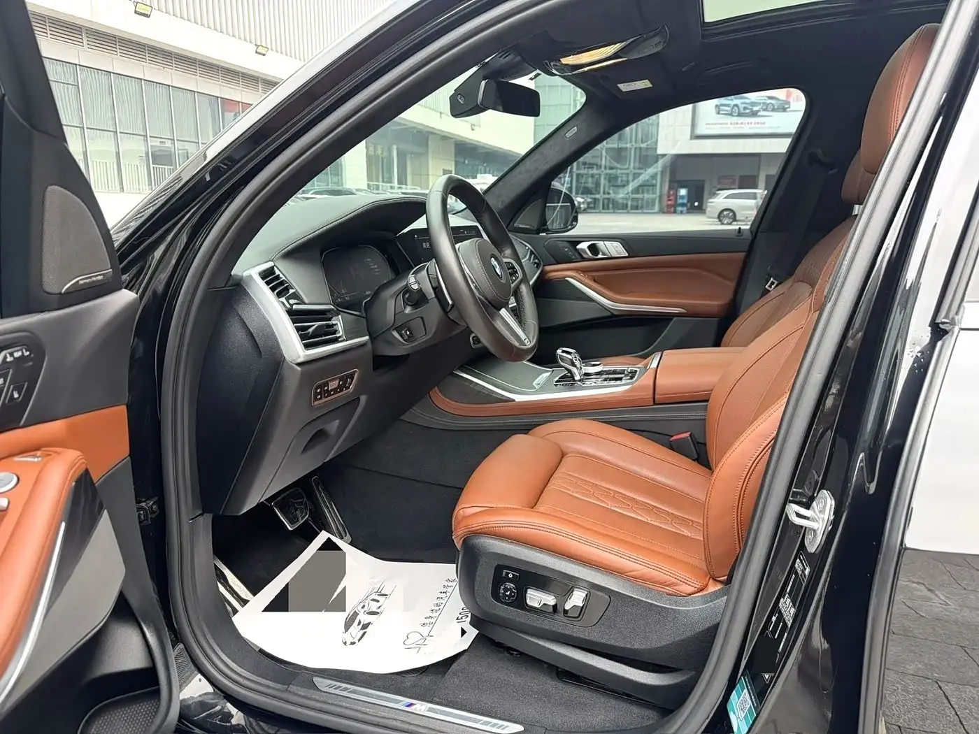 BMW X7 2020 — Фото 4/10