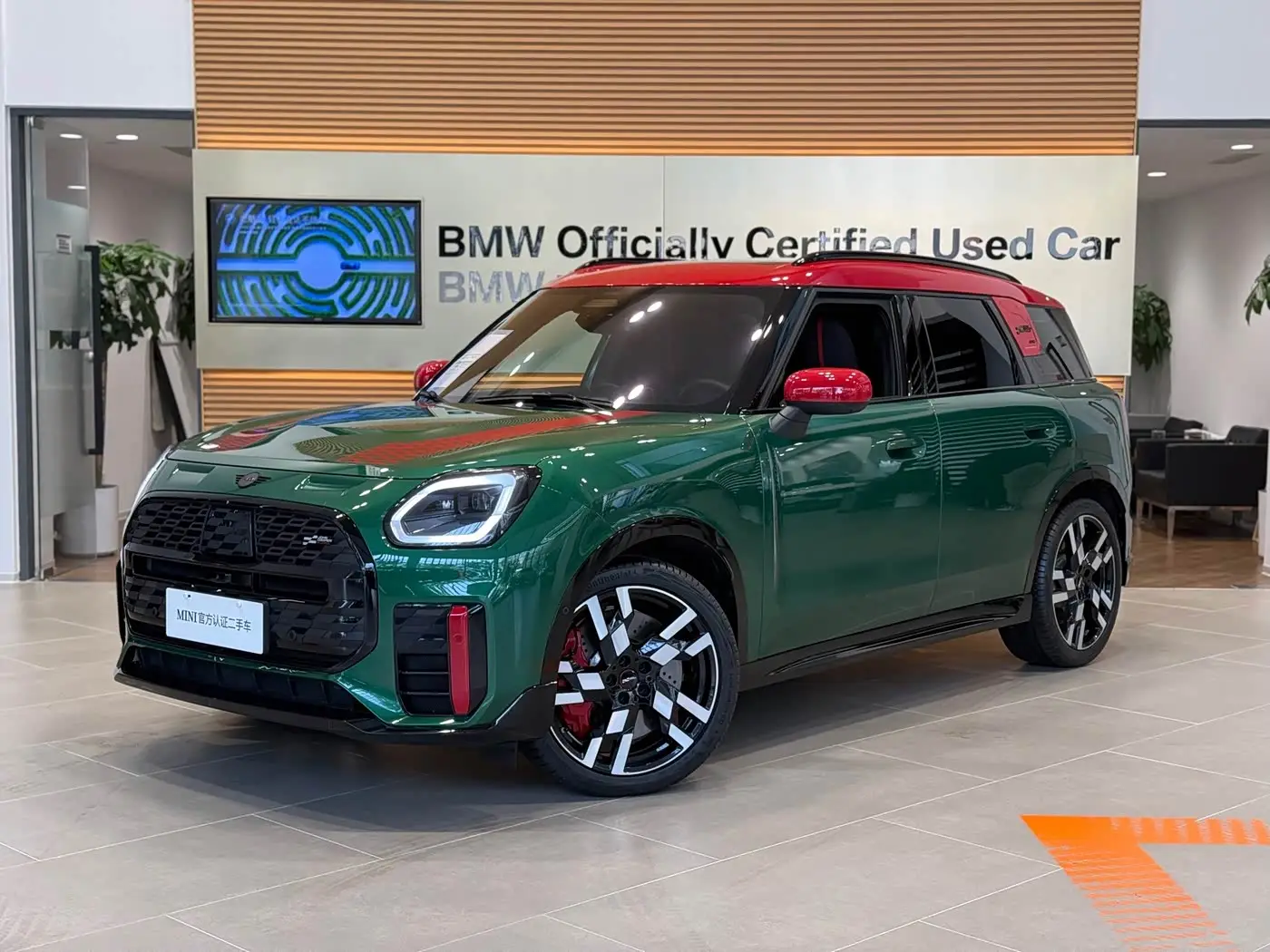 MINI JCW COUNTRYMAN, 2025