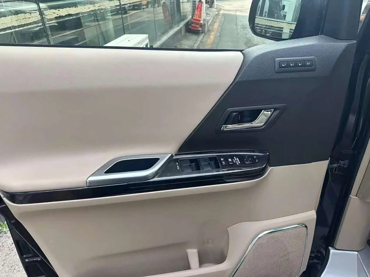 Toyota Alphard 2014 — ფოტო 10/19