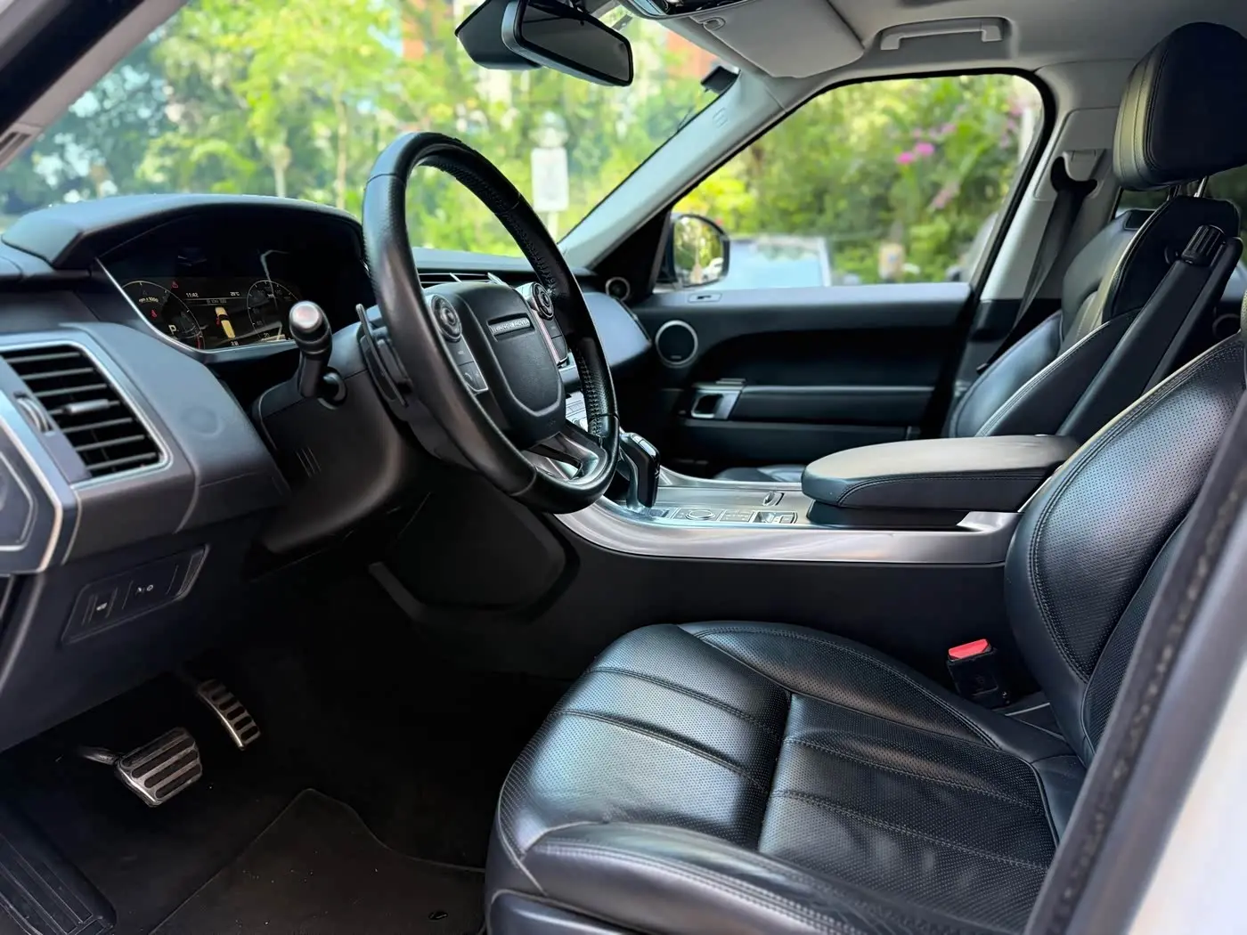 Land Rover Range Rover Sport 2015 — Photo 4/20