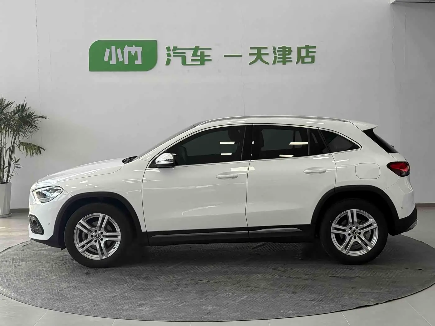 Mercedes-Benz GLA 2022 — Фото 5/20