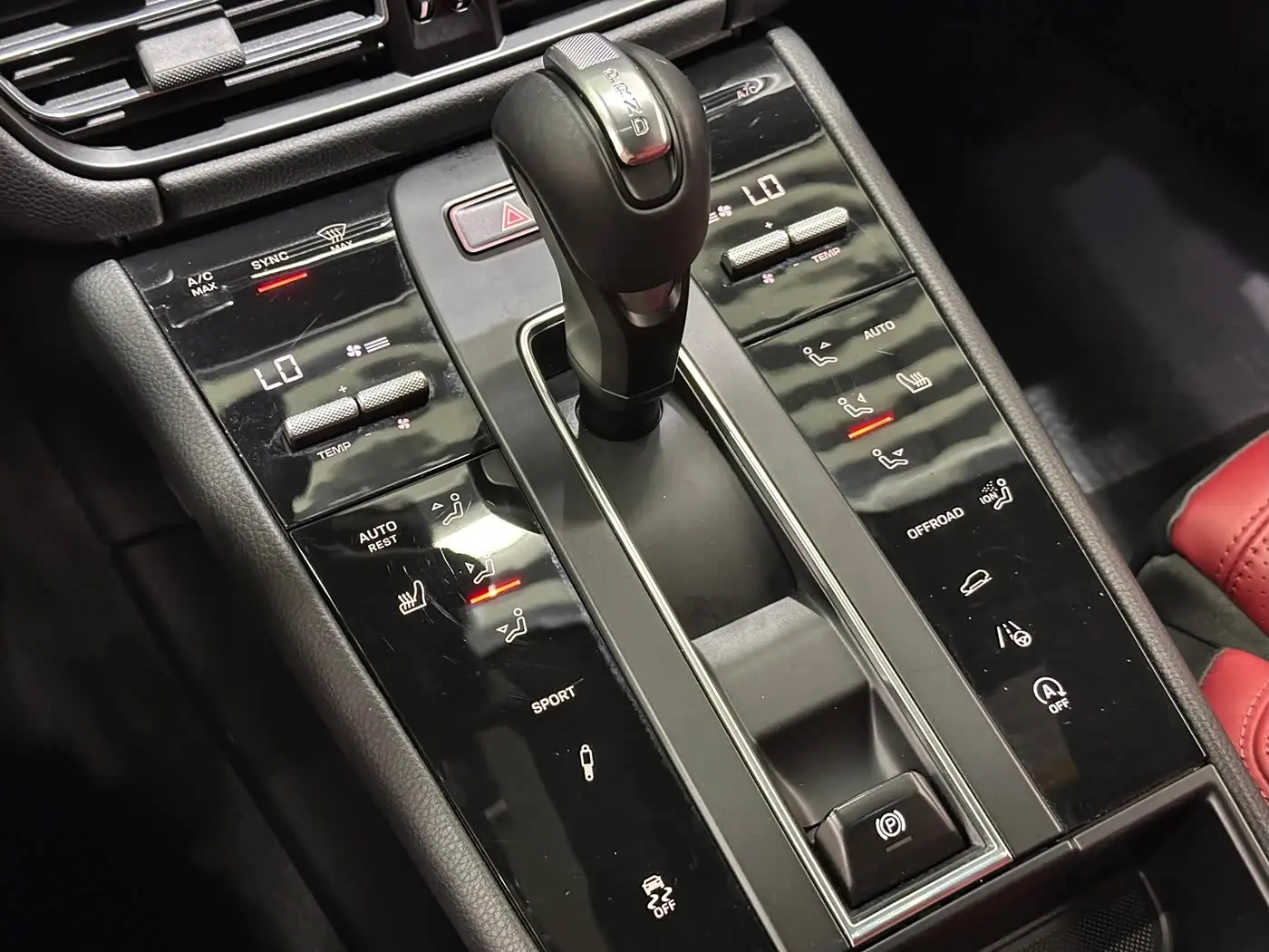 Porsche Macan 2025 — Şəkil 20/20