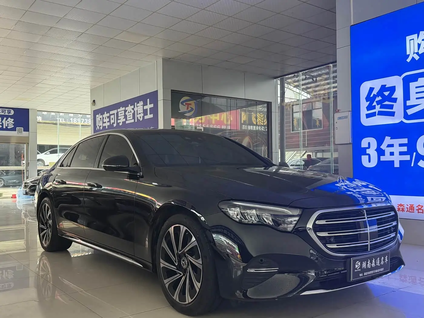 Mercedes-Benz E-Class 2025 — Фото 3/11